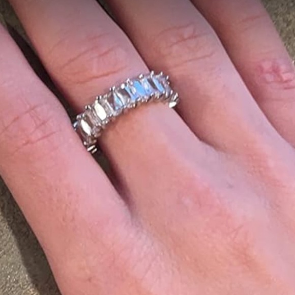 September CZ sapphire eternity ring in silver size 7 sensitive skin safe jewelry - Picture 3 of 3